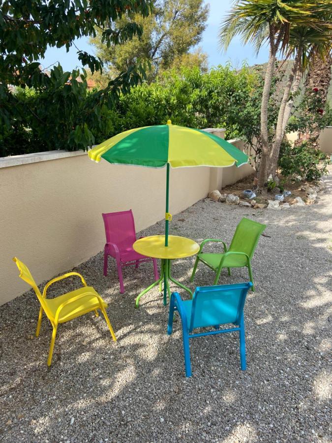 הוילה Olivella Raco Del Garraf Ca La Matilde House Bbq And Pool מראה חיצוני תמונה