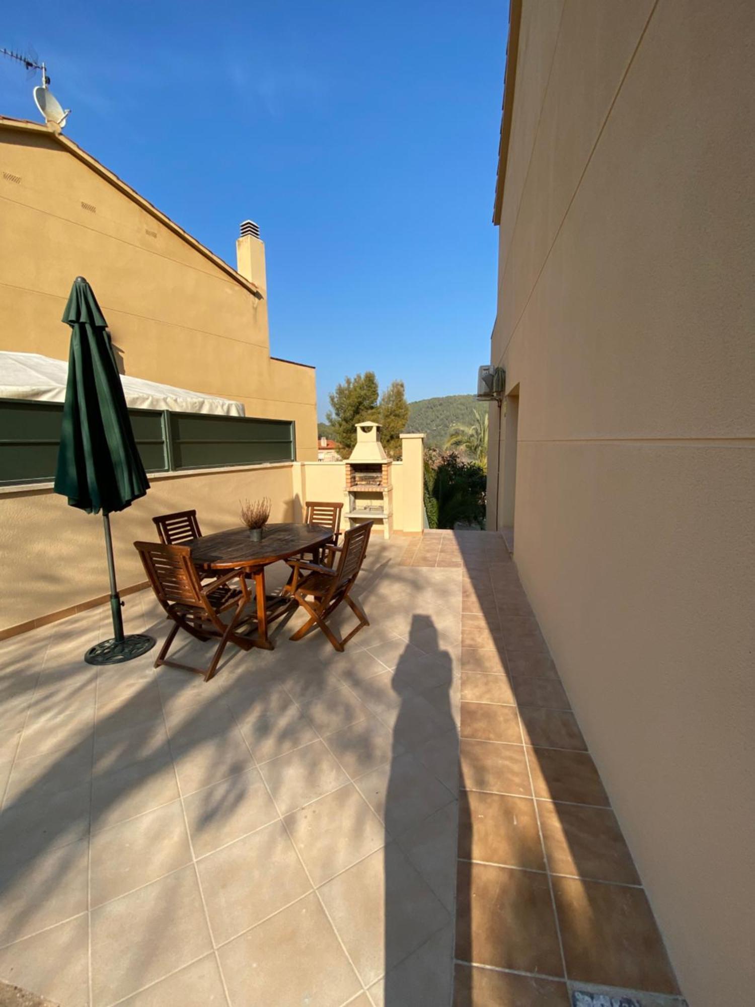 הוילה Olivella Raco Del Garraf Ca La Matilde House Bbq And Pool מראה חיצוני תמונה