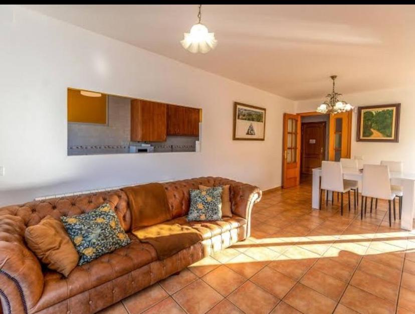 הוילה Olivella Raco Del Garraf Ca La Matilde House Bbq And Pool מראה חיצוני תמונה