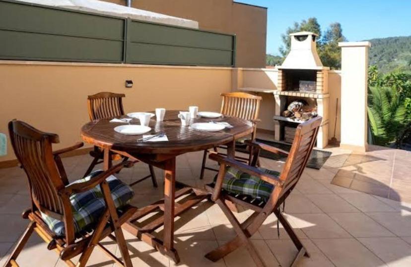 הוילה Olivella Raco Del Garraf Ca La Matilde House Bbq And Pool מראה חיצוני תמונה